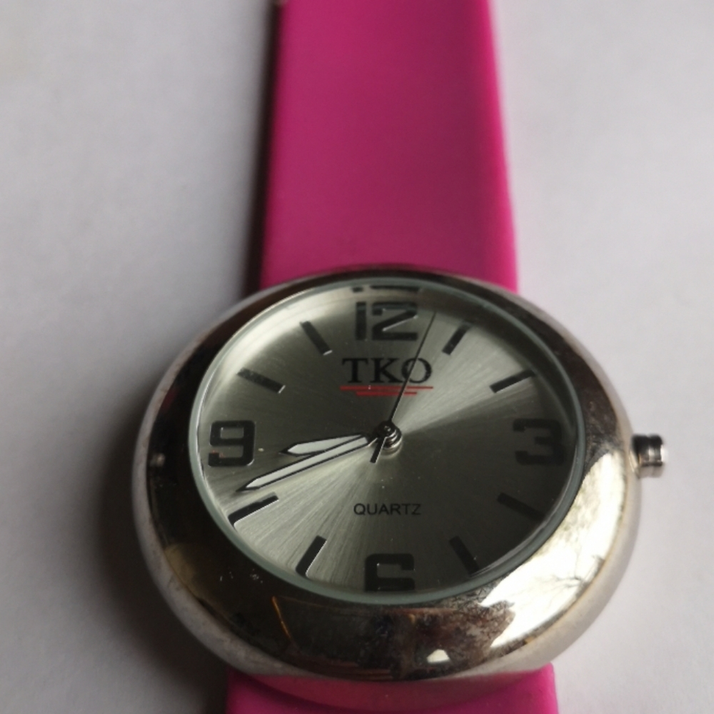 Watch - Picture 2 of 2